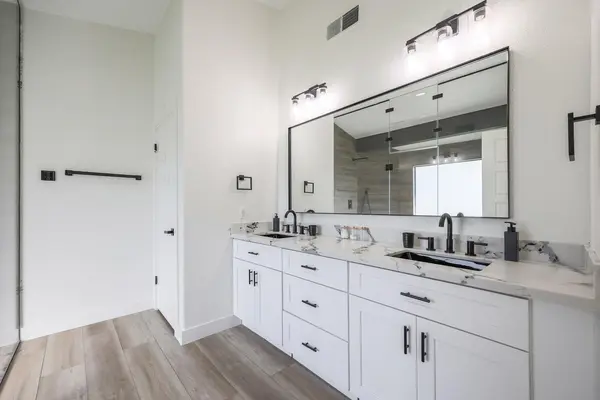 Coliving in Glendale - NW Valley, Phoenix