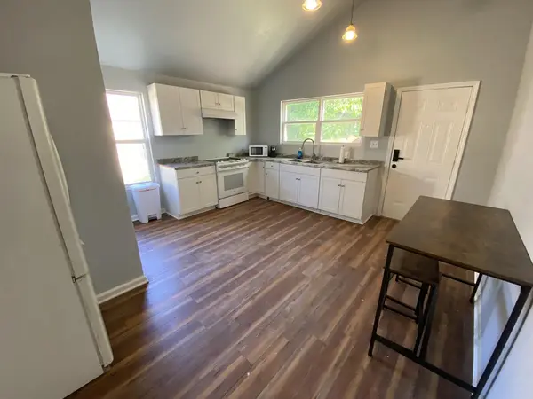 Coliving in Foxtown East - KCMO, Kansas City