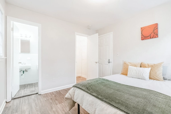 Coliving in Lakewood Heights - South Atl, Atlanta