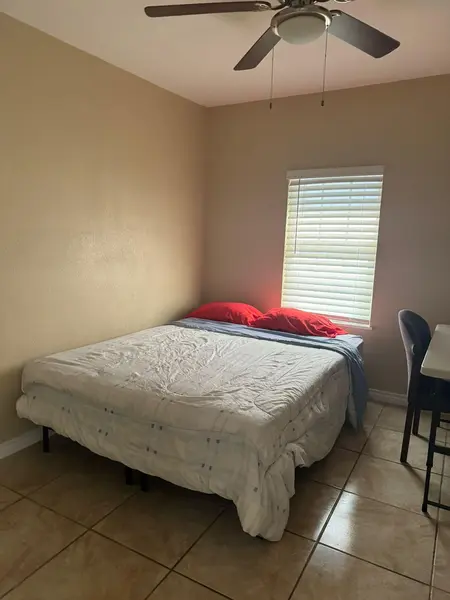 Coliving in Sharpstown - Sw Houston, Houston
