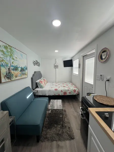 Coliving in Manor - East Austin, Austin