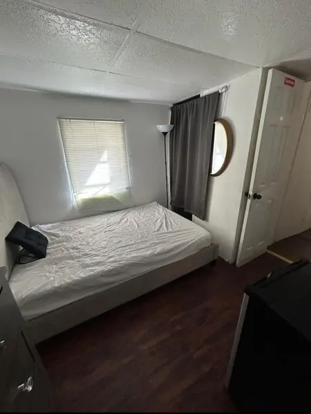 Coliving in Hallandale Beach - Broward County, Miami