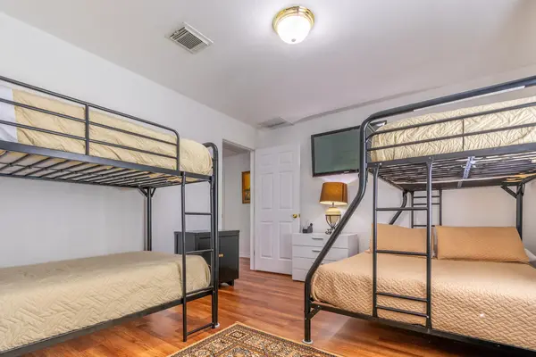 Coliving in Old East Dallas - Ne Dallas, Dallas