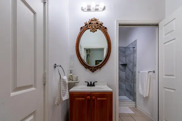 Coliving in Old East Dallas - Ne Dallas, Dallas