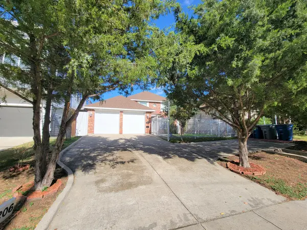 Coliving in Old East Dallas - Ne Dallas, Dallas