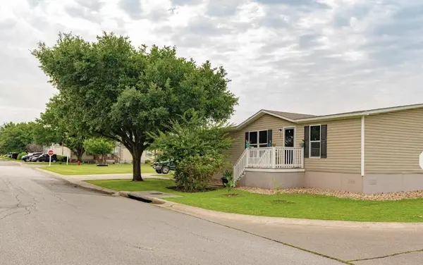 Coliving in Southeast Austin - South Austin, Austin