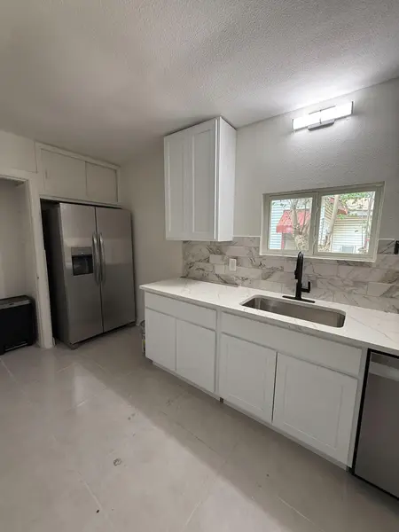 Coliving in Coliseum Willow Park - East SATX, San Antonio