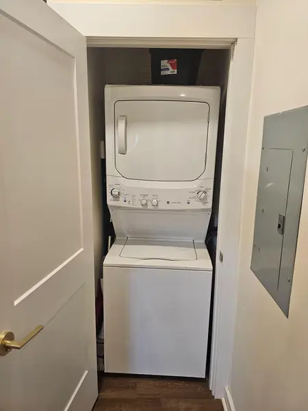 Coliving in York Road - Central Charlotte, Charlotte