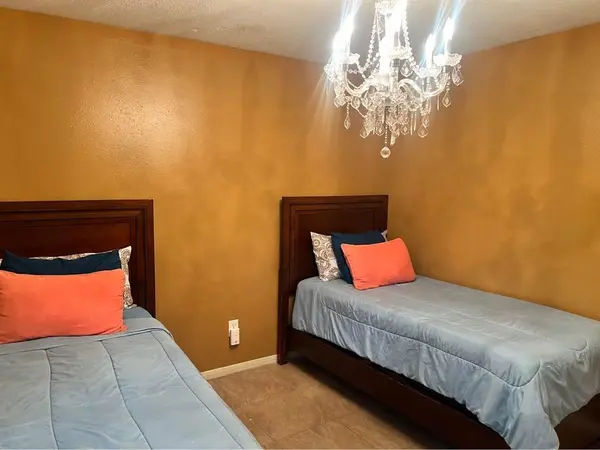 Coliving in Spring - Ne Houston, Houston