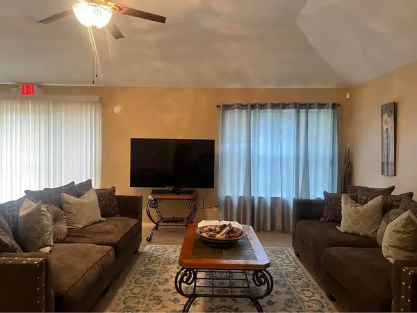 Coliving in Spring - Ne Houston, Houston