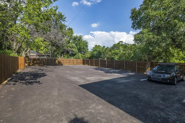 Coliving in Oak Cliff - Sw Dallas, Dallas