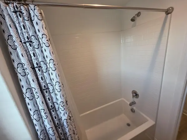 Coliving in Perris - Inland Empire, Los Angeles