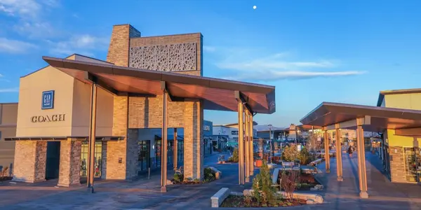 Coliving in Thornton - Outer Denver, Denver