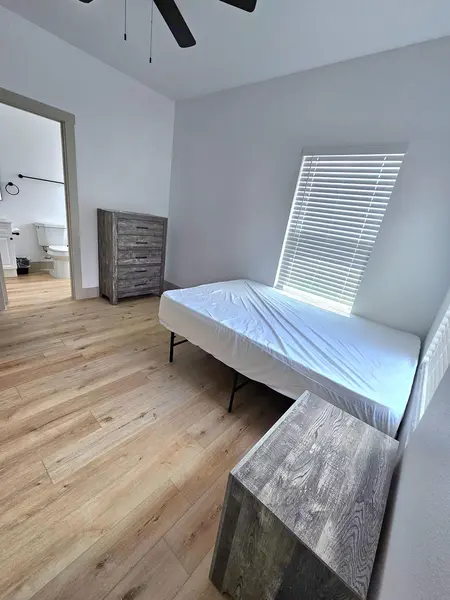 Coliving in White Settlement - Forth Worth, Dallas