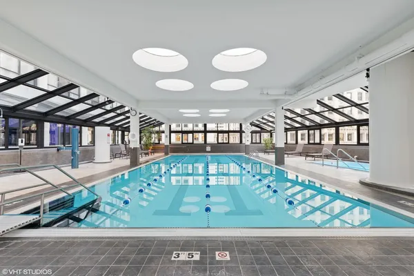 Coliving in Magnificent Mile - Central, Chicago