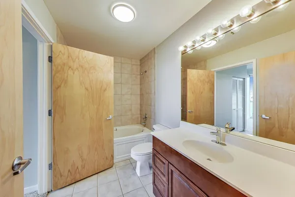 Coliving in River North - Central, Chicago