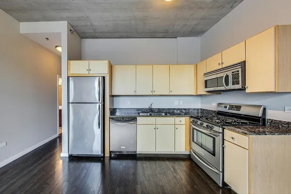 Coliving in River North - Central, Chicago