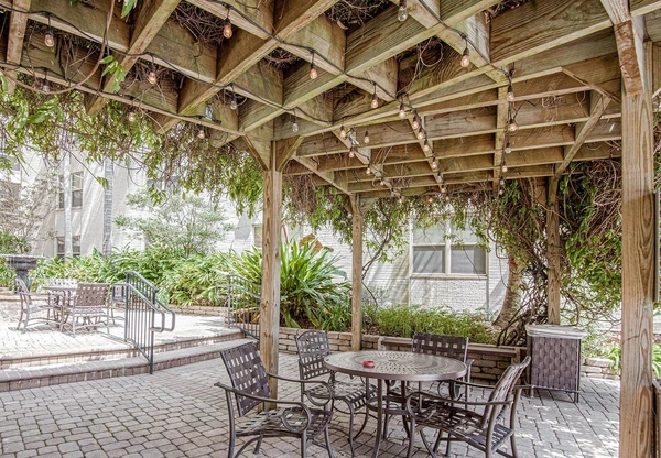 Coliving in Whitney - Algiers, New Orleans