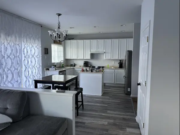 Coliving in Aurora - Outer Denver, Denver