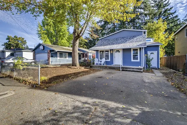 Coliving in Lents - SE Portland, Portland