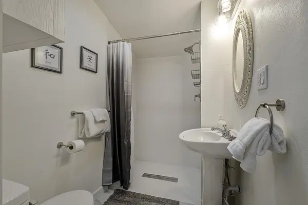 Coliving in Lents - SE Portland, Portland