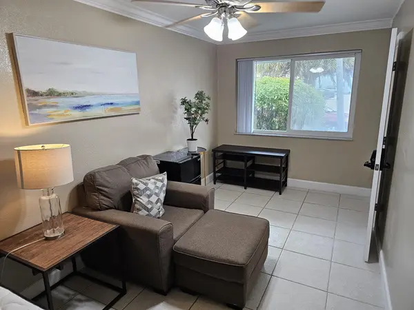 Coliving in Oakland Park - Broward County, Miami