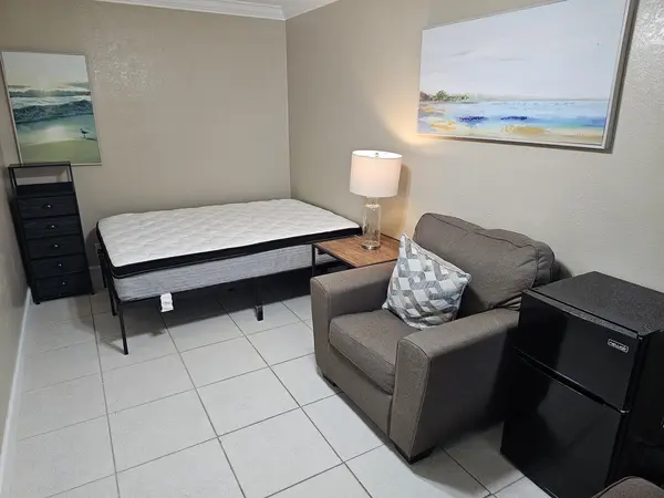 Coliving in Oakland Park - Broward County, Miami