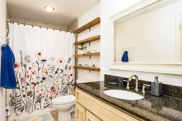 Coliving in Arvda - Outer Denver, Denver