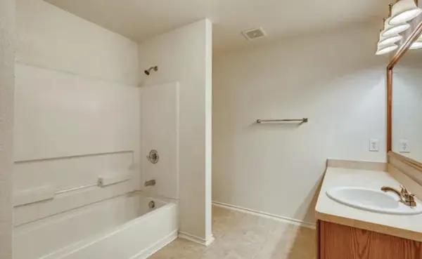 Coliving in Benbrook - Forth Worth, Dallas