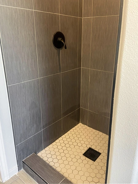 Coliving in The Woodlands - Nw Houston, Houston