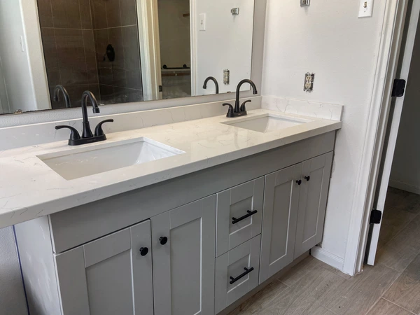 Coliving in The Woodlands - Nw Houston, Houston