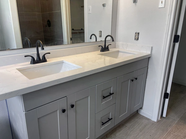 Coliving in The Woodlands - Nw Houston, Houston