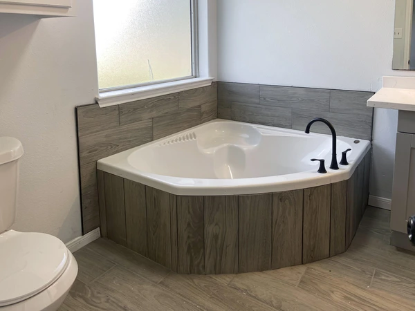 Coliving in The Woodlands - Nw Houston, Houston