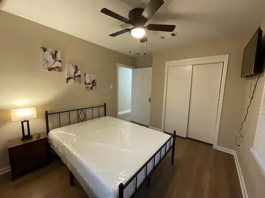 Coliving in Edgebrook - Se Houston, Houston