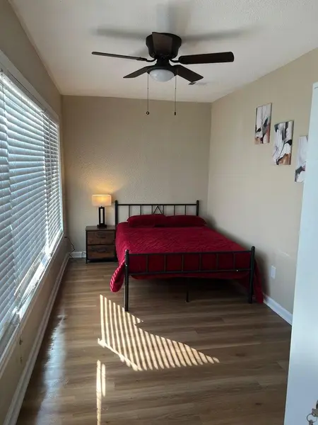 Coliving in Edgebrook - Se Houston, Houston