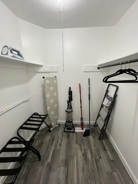 Coliving in Irving - Sw Dallas, Dallas