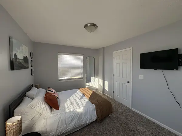 Coliving in Red Bridge - KCMO, Kansas City