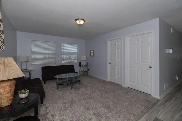 Coliving in Red Bridge - KCMO, Kansas City