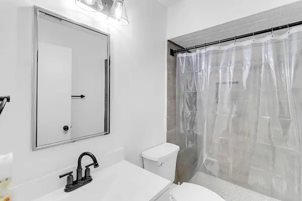 Coliving in Central Southwest - Sw Houston, Houston