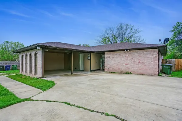 Coliving in Inner West Side - West SATX, San Antonio