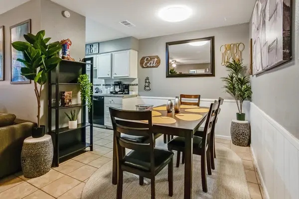 Coliving in Inner West Side - West SATX, San Antonio