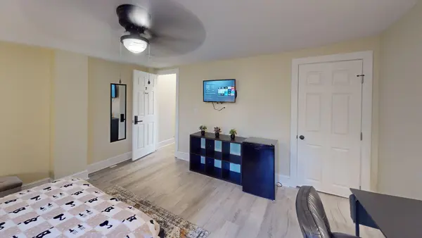 Coliving in Fells Point - Baltimore Metro Area, Washington DC