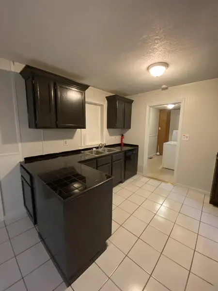 Coliving in Raytown - Outer KCMO, Kansas City