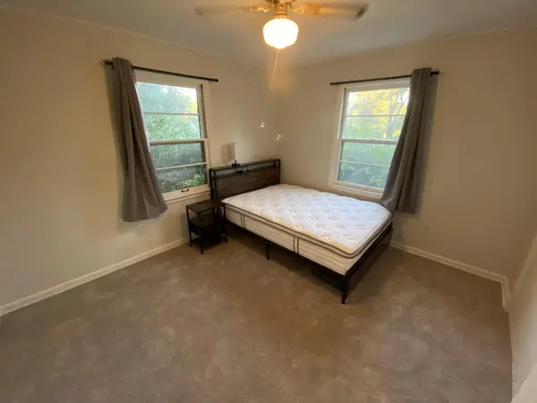 Coliving in Raytown - Outer KCMO, Kansas City