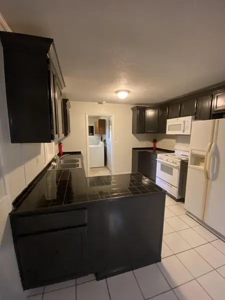 Coliving in Raytown - Outer KCMO, Kansas City