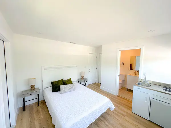 Coliving in North Palm Beach - Palm Beach County, Miami