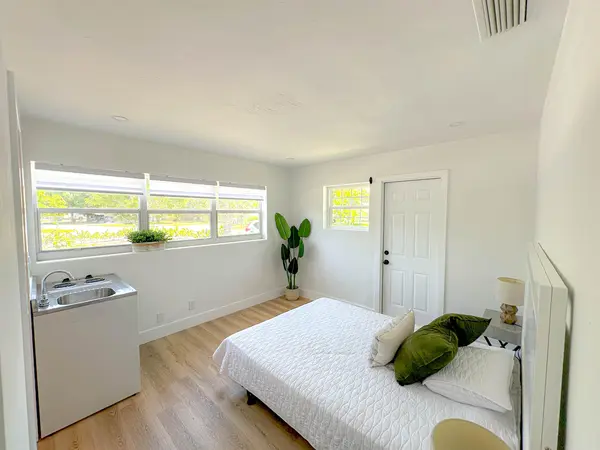 Coliving in North Palm Beach - Palm Beach County, Miami