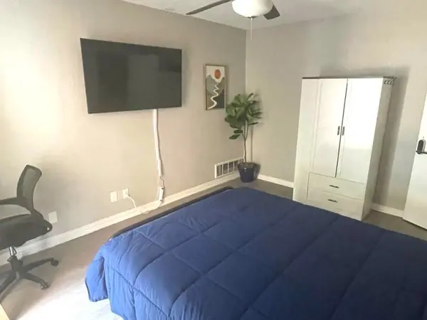 Coliving in West Arlington - Arlington, Dallas