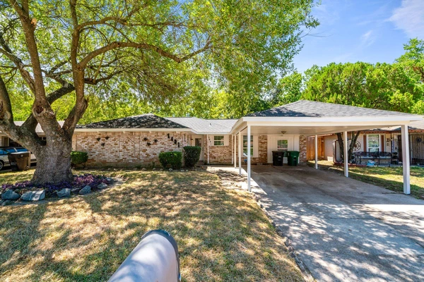 Coliving in Acres Home - Nw Houston, Houston