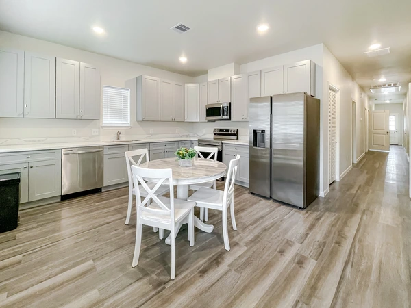 Coliving in Trinity / Houston Gardens - Ne Houston, Houston